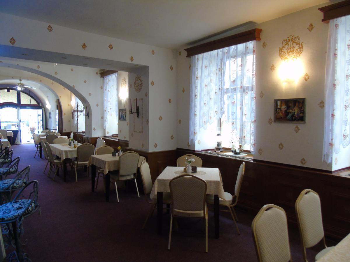 Gl Hotel Trutnov Exterior foto